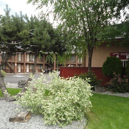 North Pointe Inn And Suites Kelowna Esterno foto