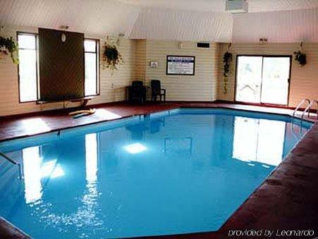 North Pointe Inn And Suites Kelowna Esterno foto